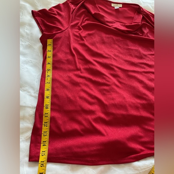 Jaclyn Smith Women’s 2X Red Short Sleeve Blouse - Picture 6 of 9